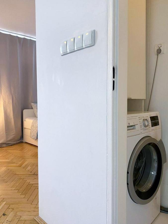 Halby Apartment Chlodna 15 وارسو المظهر الخارجي الصورة